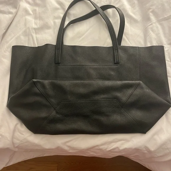 Black Leather Tote Bag - Picture 6 of 6